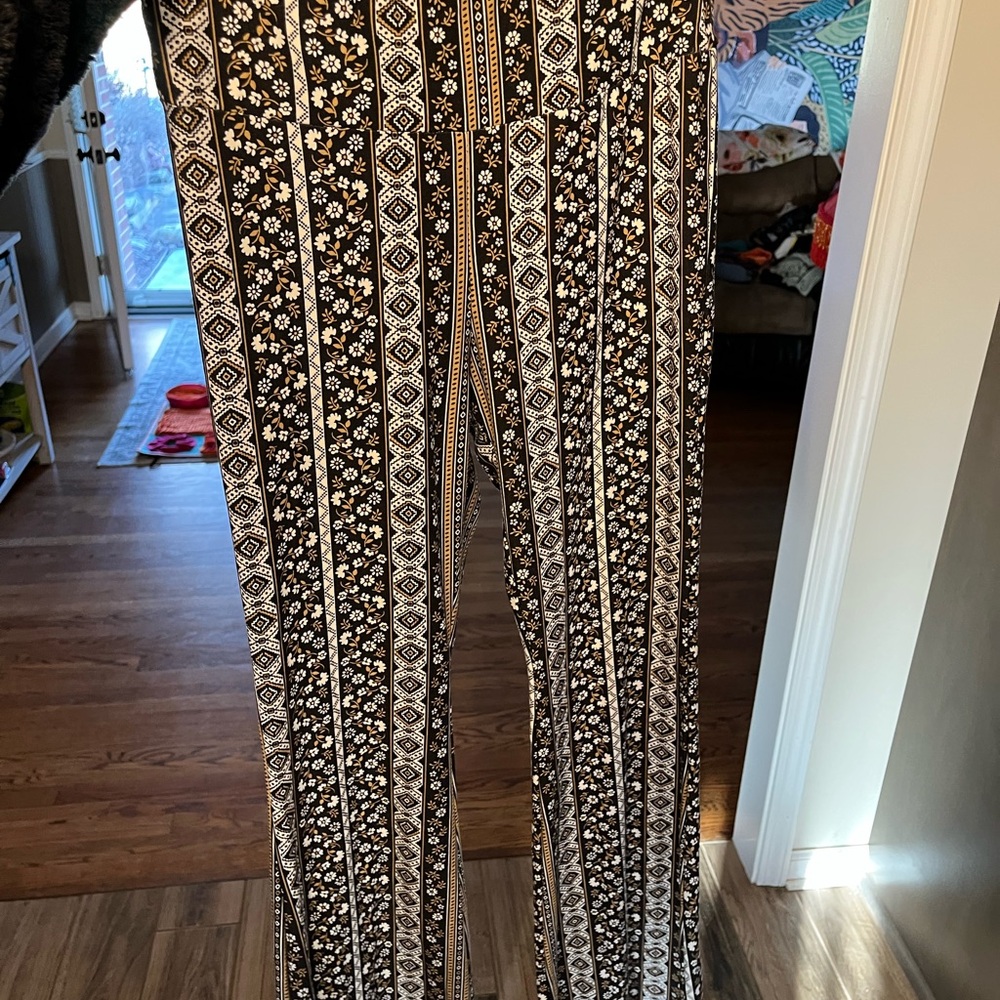 No Boundaries Black and White Patterned stretchy bootcut leggings